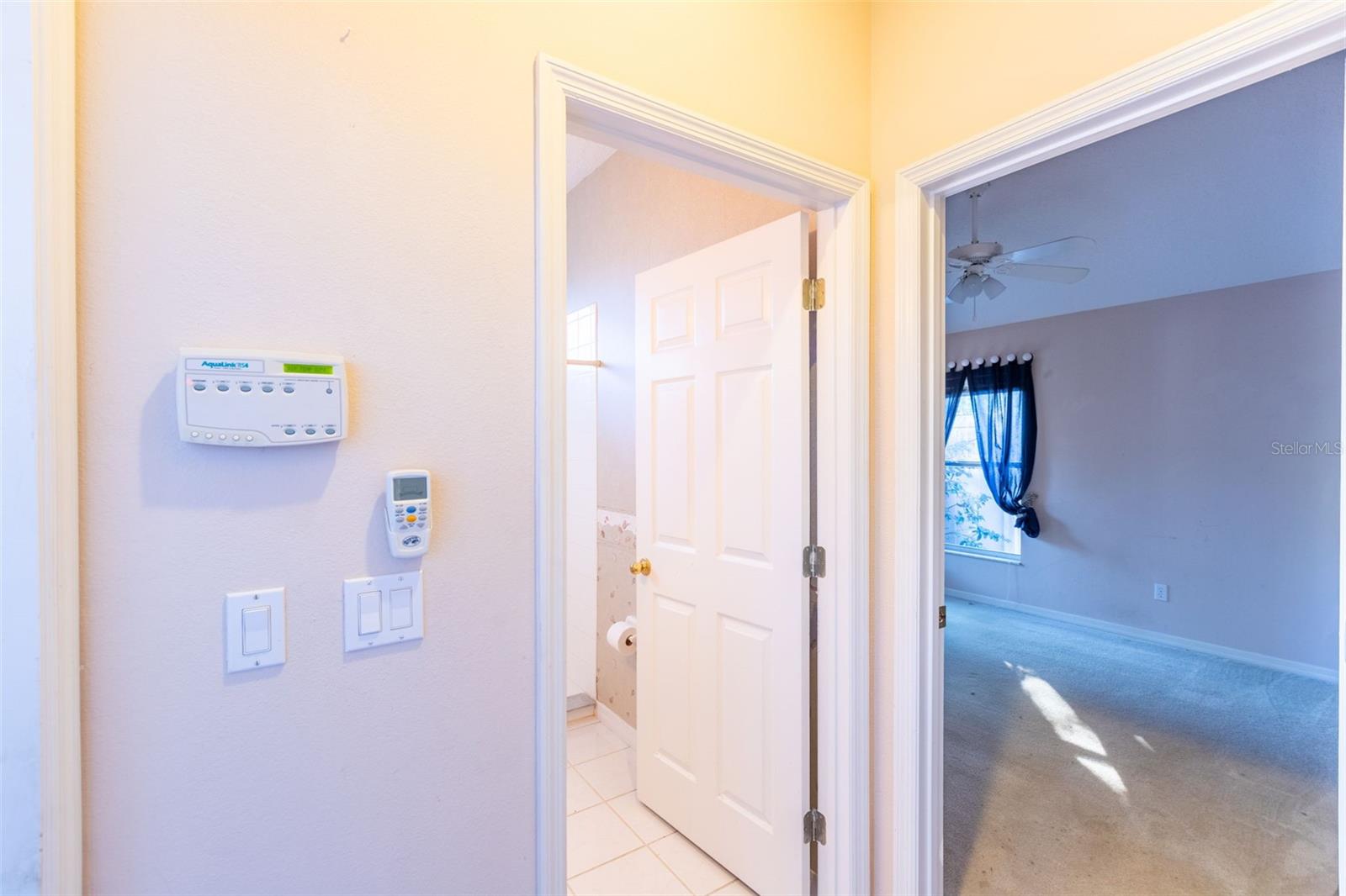 WOODBRIDGE LAKES UNIT 1 - Residential Lease