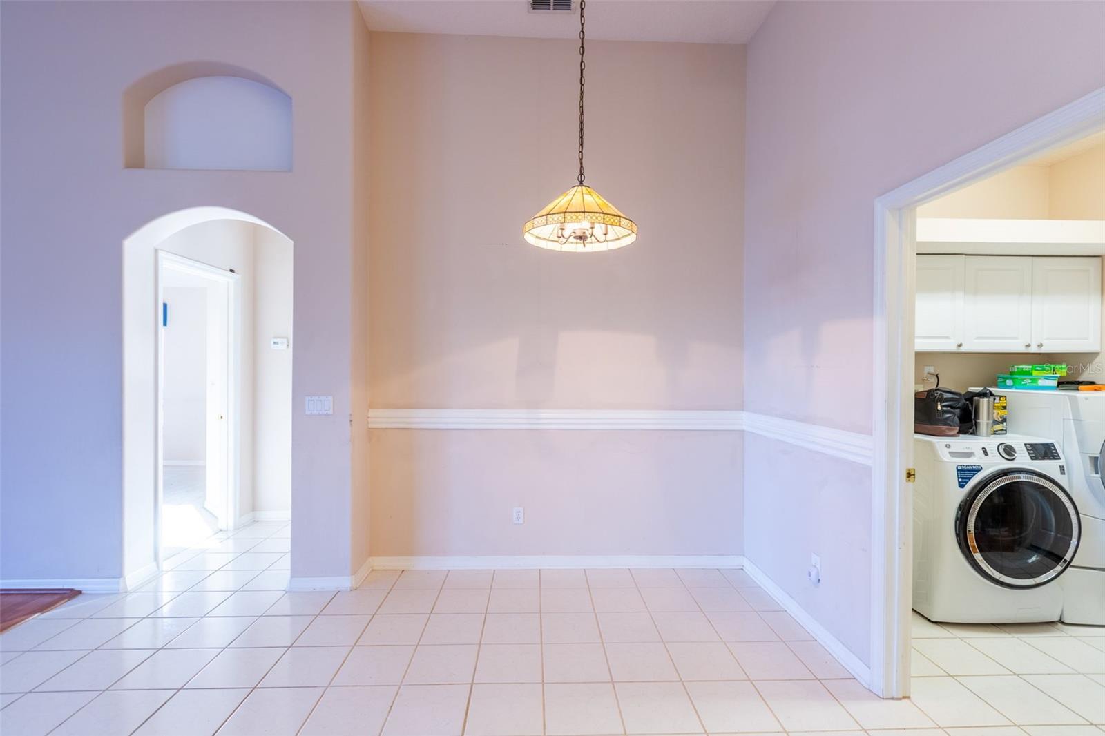 WOODBRIDGE LAKES UNIT 1 - Residential Lease