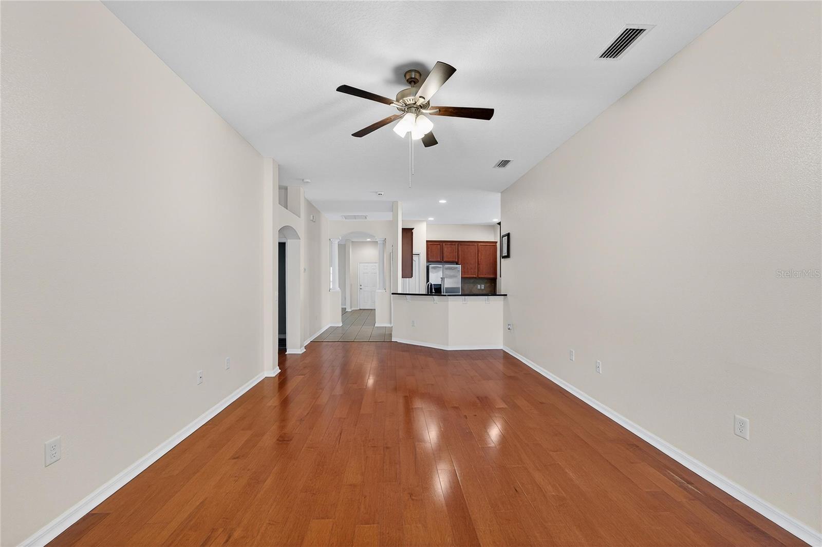 CROSBY CROSSINGS - Residential Lease