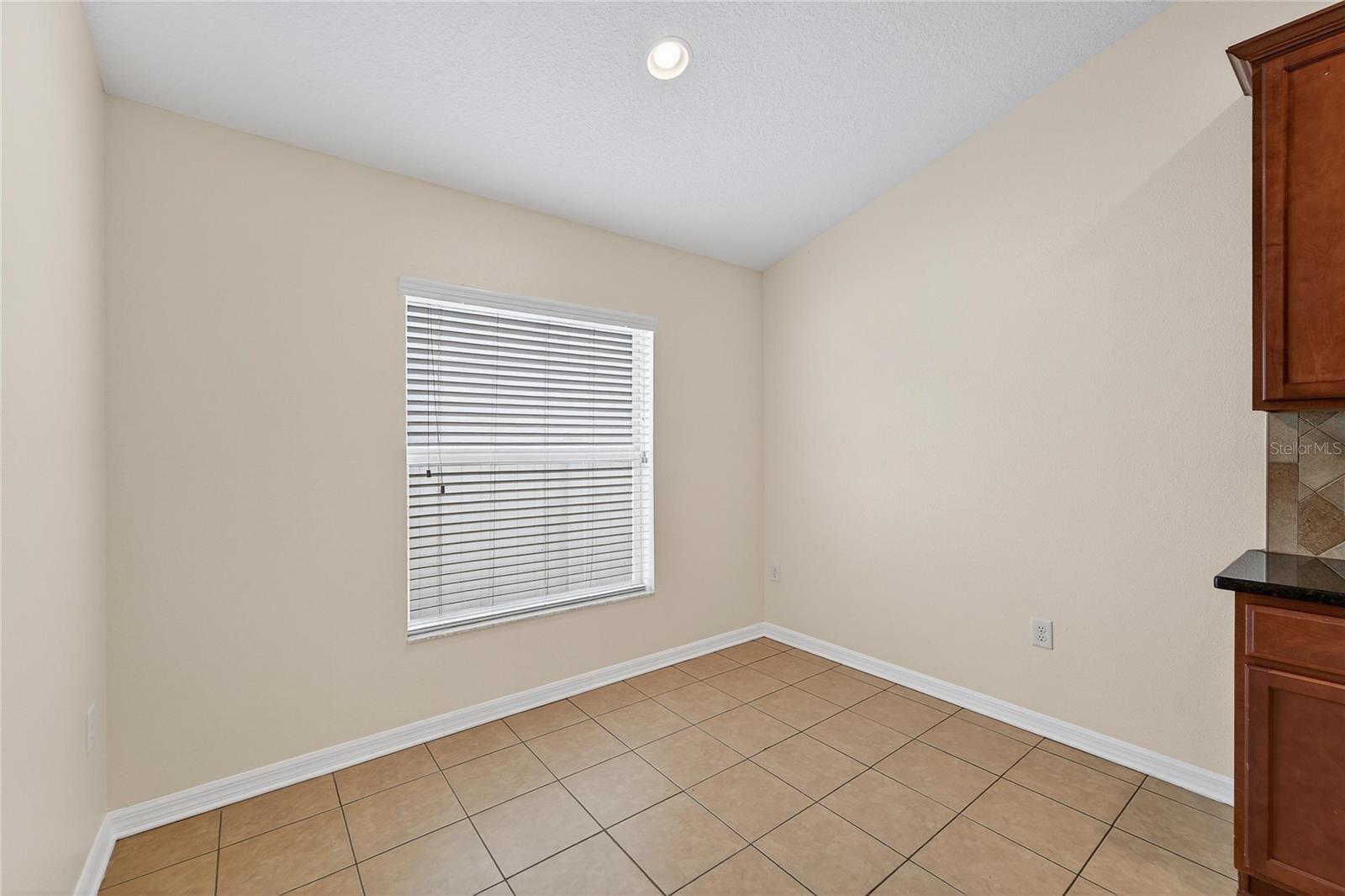 CROSBY CROSSINGS - Residential Lease