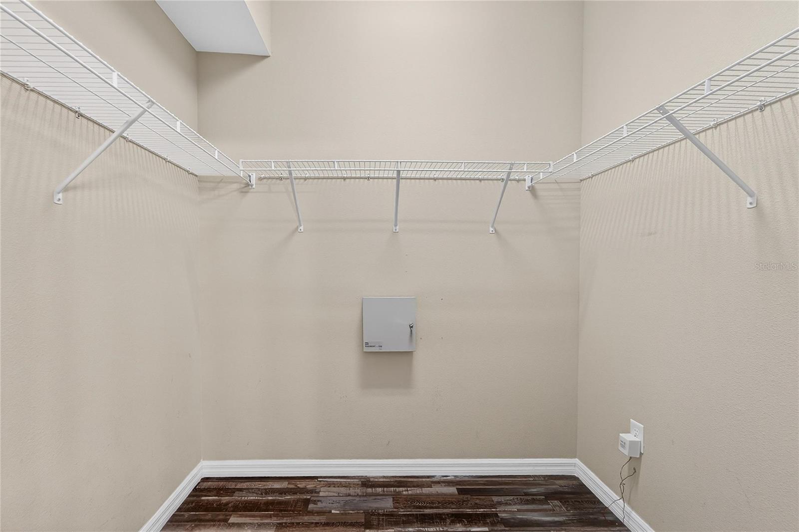 CROSBY CROSSINGS - Residential Lease