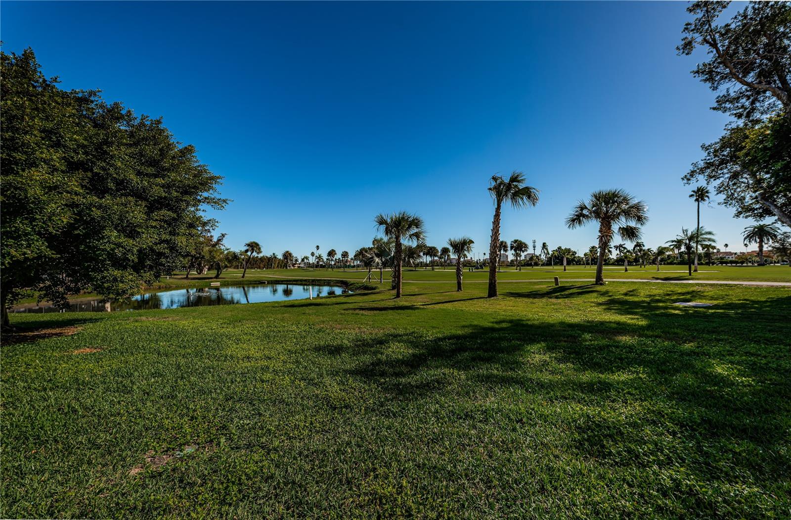 CASA DEL MAR CONDO II - Residential