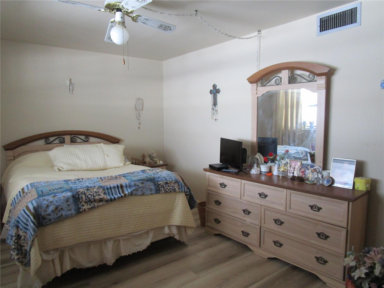 TOWN APTS CONDO - Residential