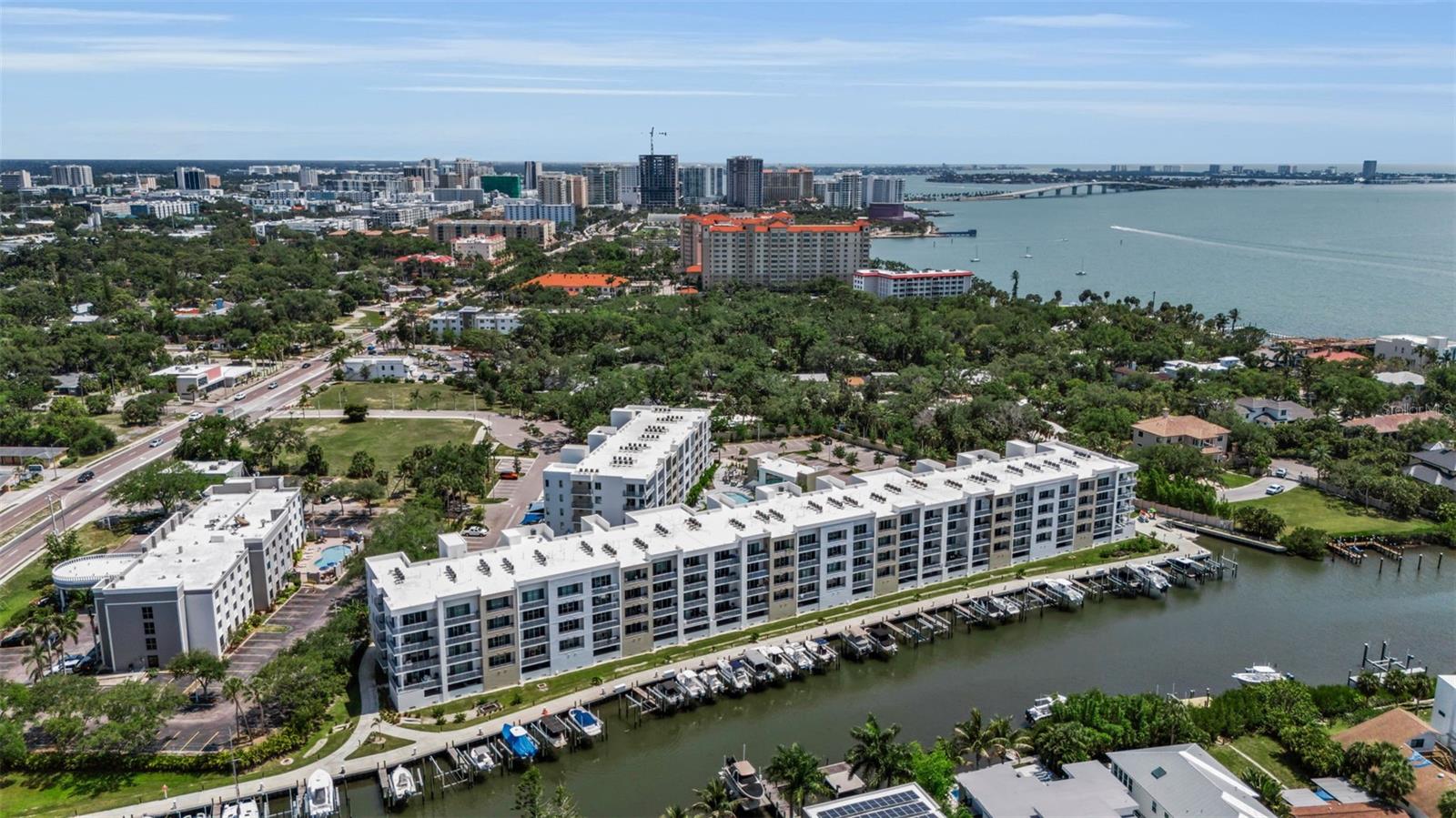STRAND/SARASOTA - Residential