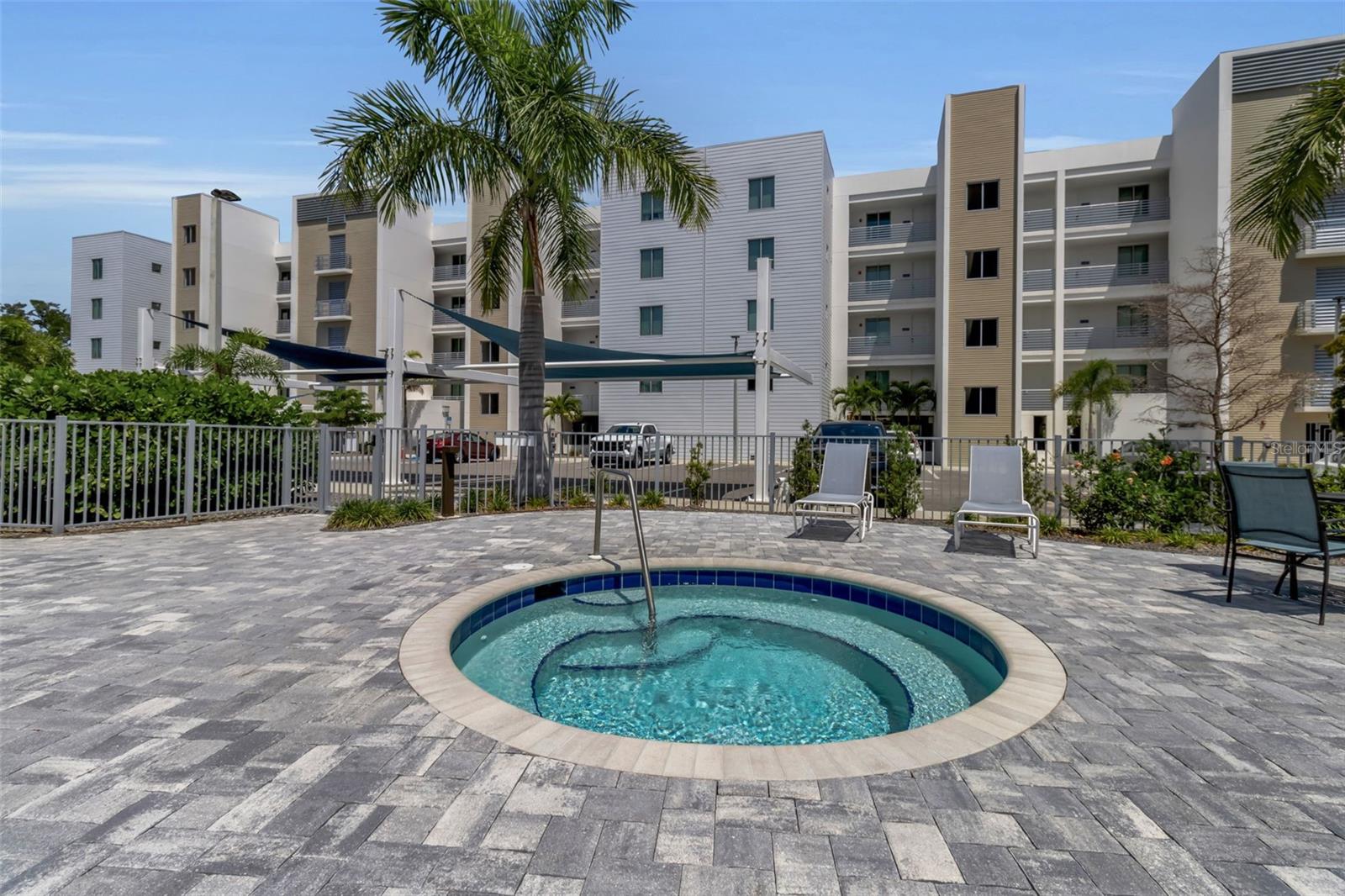 STRAND/SARASOTA - Residential
