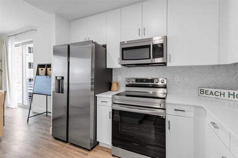 1703 N Tamiami Trail 211, Sarasota, FL 34234
