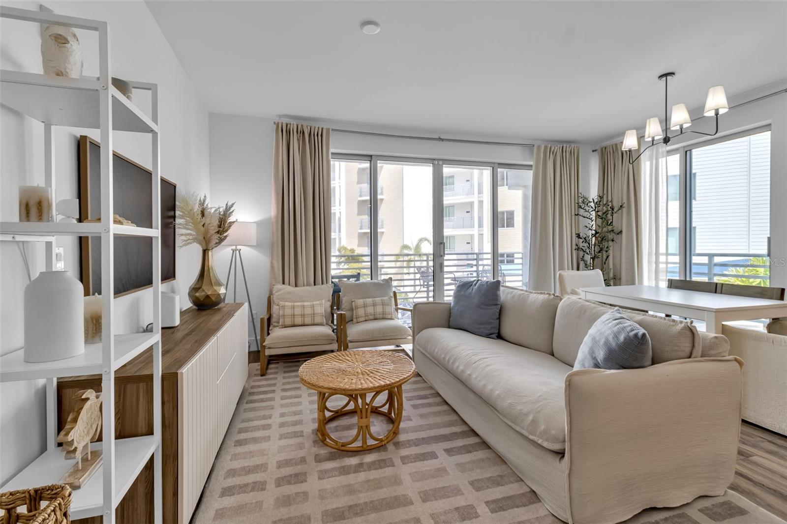 STRAND/SARASOTA - Residential