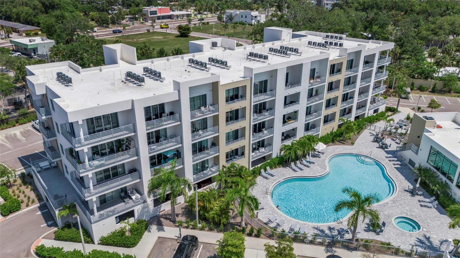 STRAND/SARASOTA - Residential