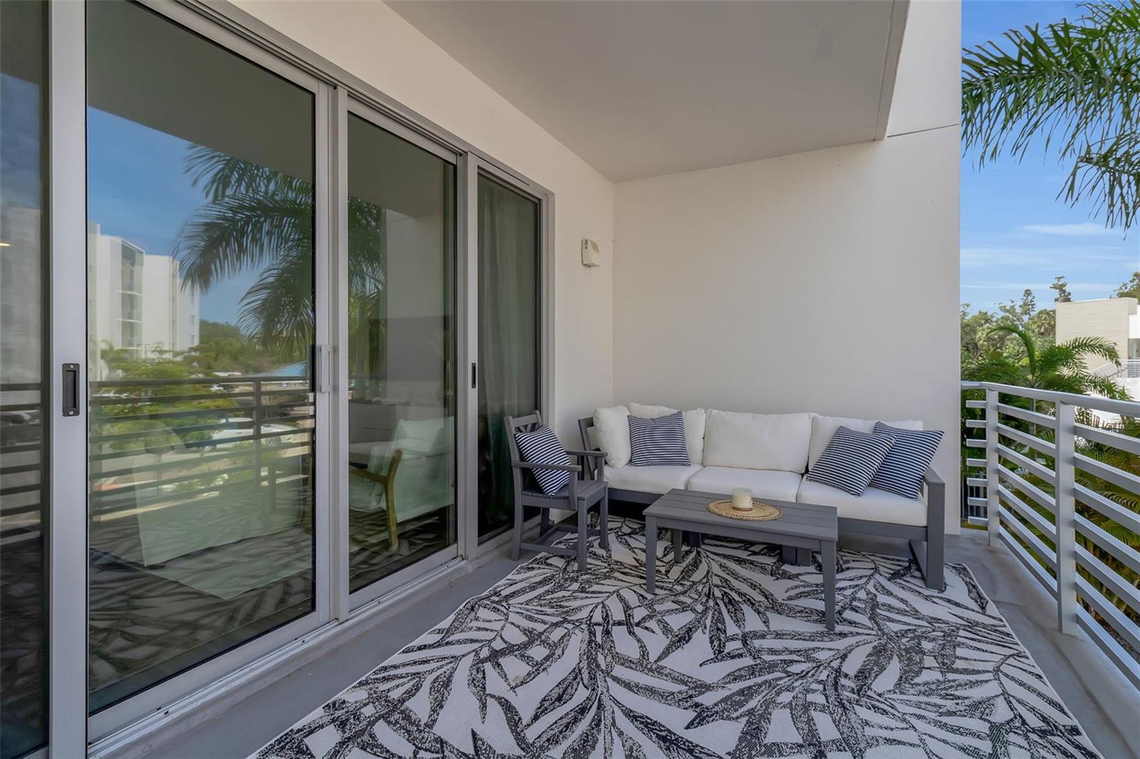 STRAND/SARASOTA - Residential