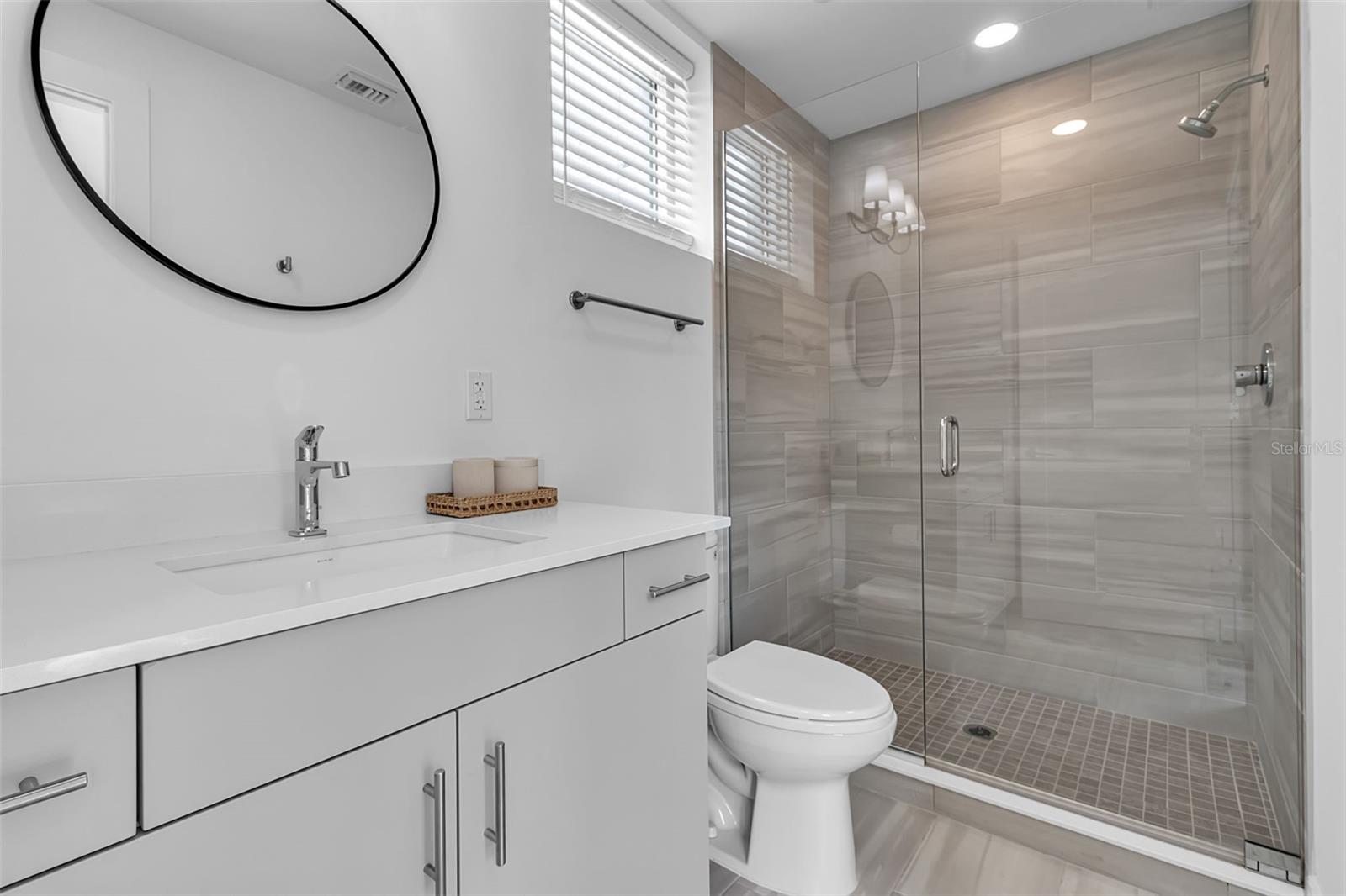 STRAND/SARASOTA - Residential