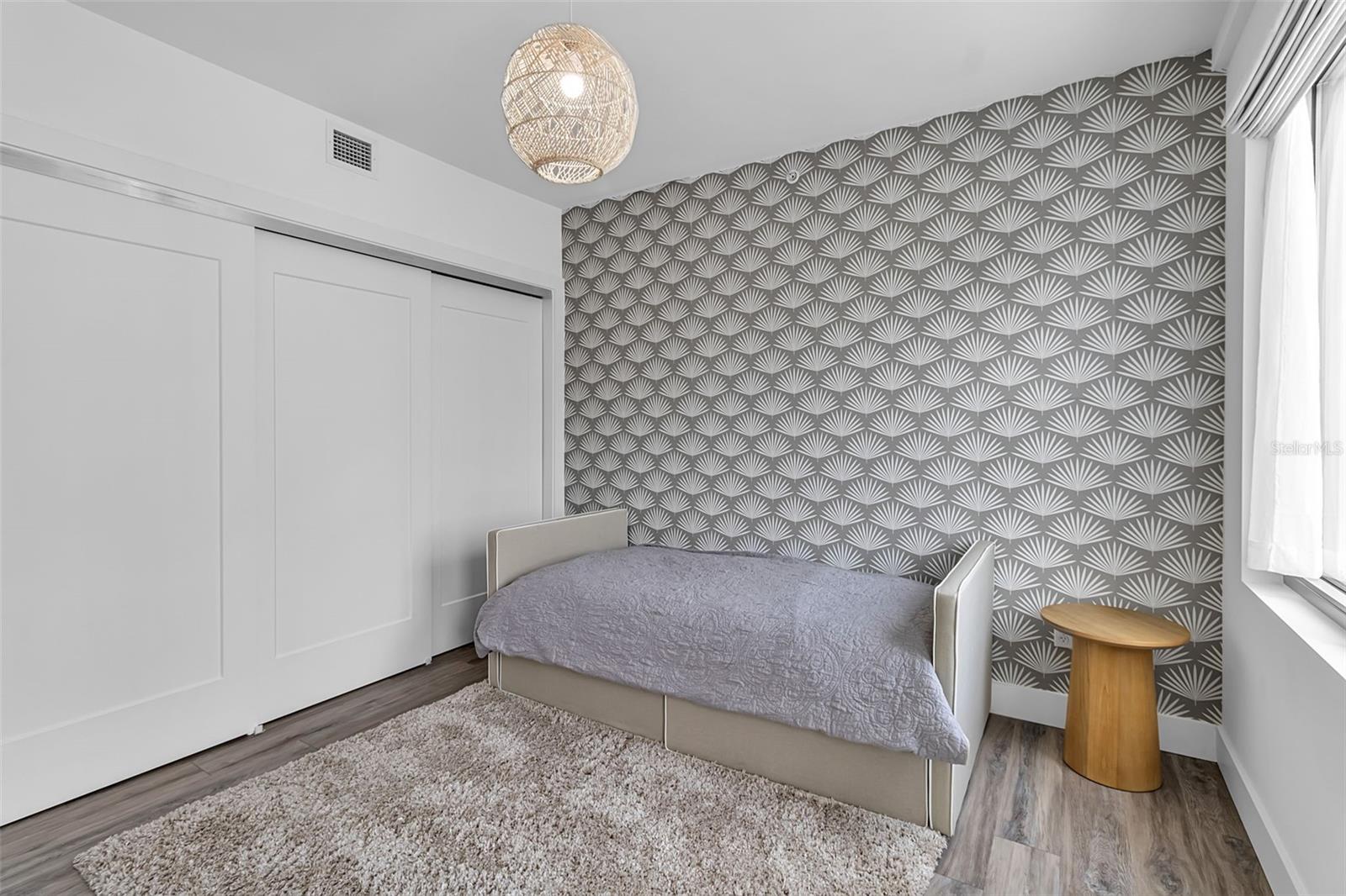 STRAND/SARASOTA - Residential