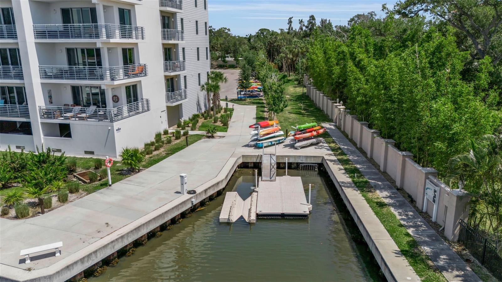STRAND/SARASOTA - Residential