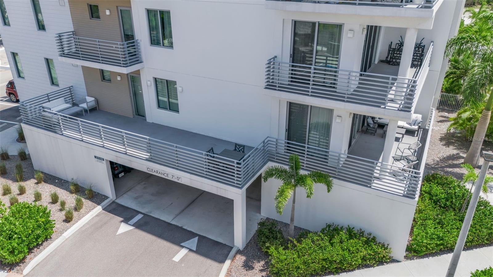 STRAND/SARASOTA - Residential