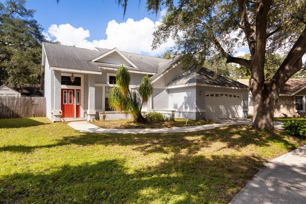 Photo of 4119 Moreland Drive, Valrico, FL 33596 (MLS # A4709290)