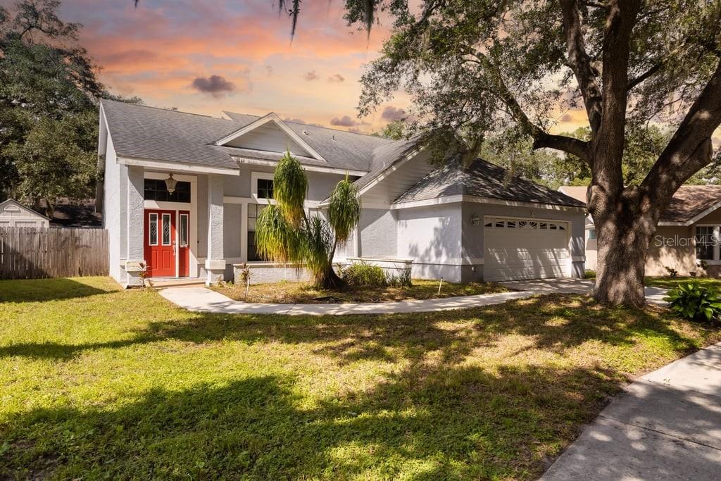 Photo of 4119 Moreland Drive, Valrico, FL 33596 (MLS # A4709290)