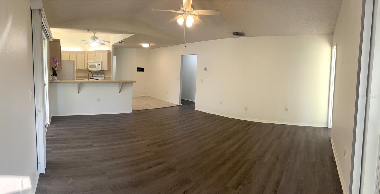 QUAIL LAKE - Residential Lease