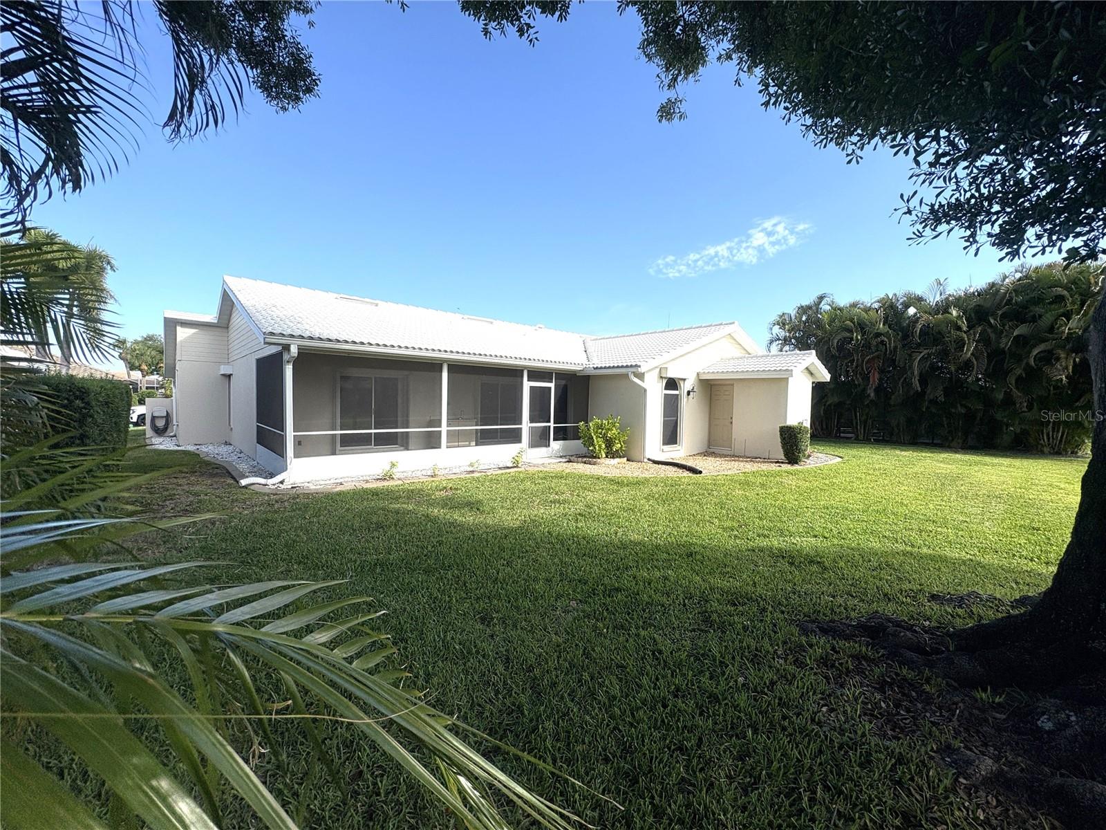 QUAIL LAKE - Residential Lease