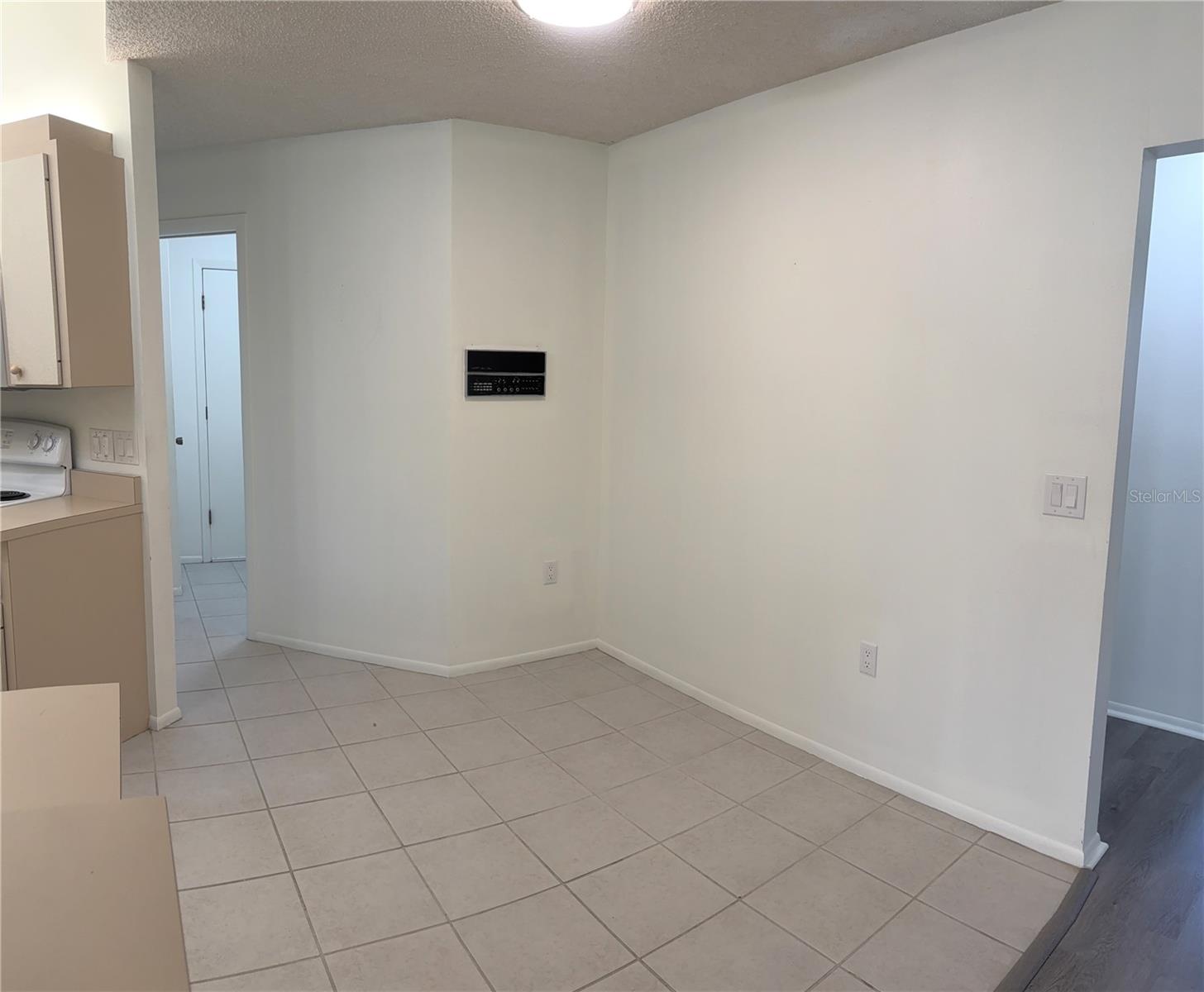 QUAIL LAKE - Residential Lease