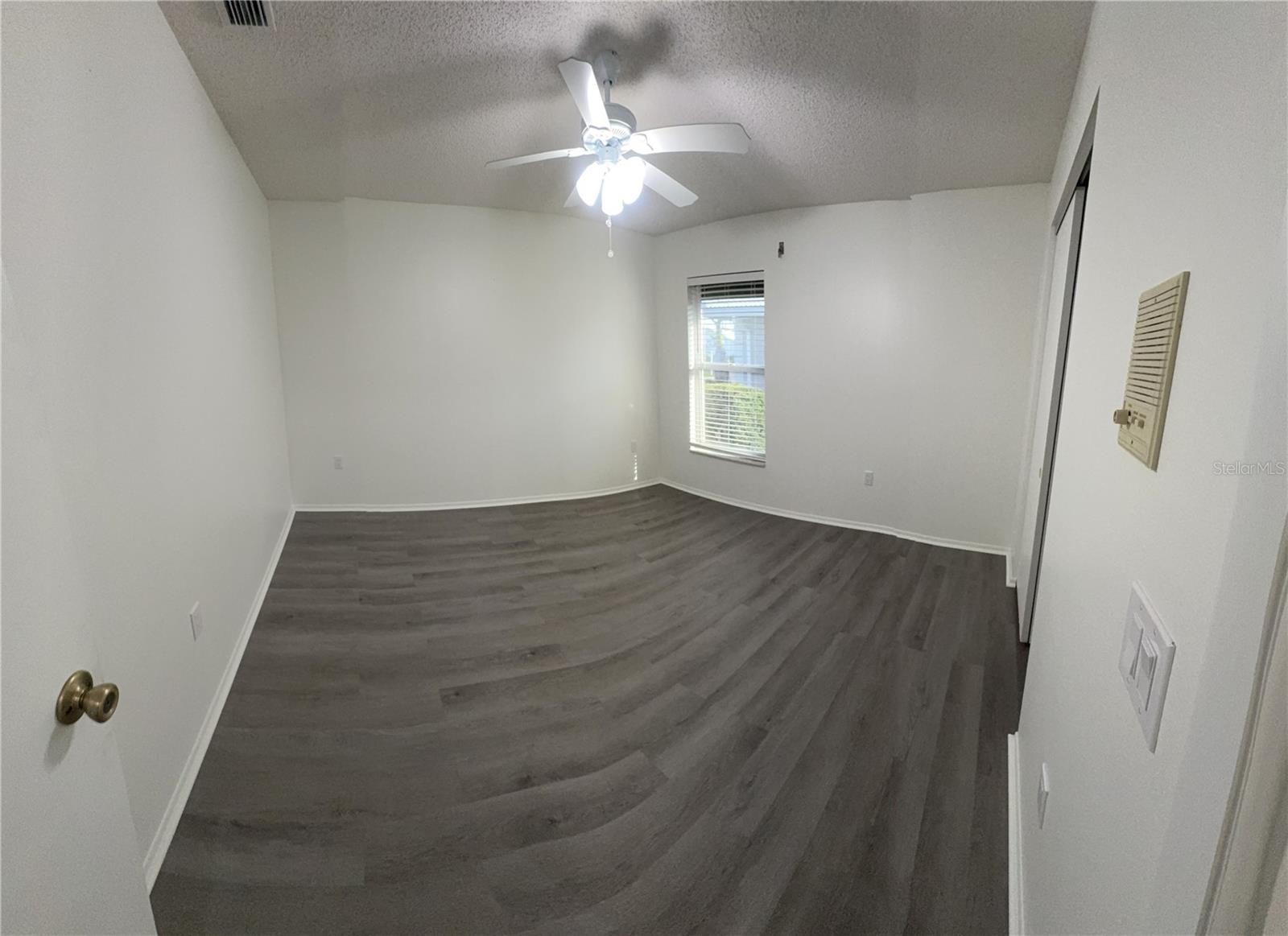QUAIL LAKE - Residential Lease
