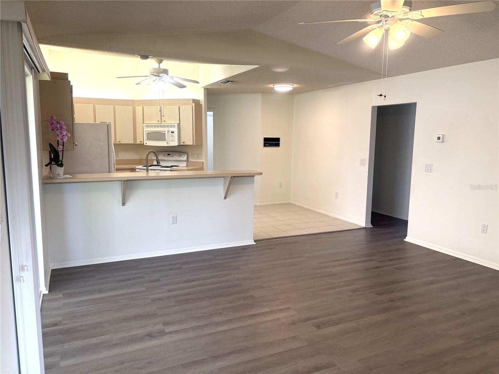 QUAIL LAKE - Residential Lease