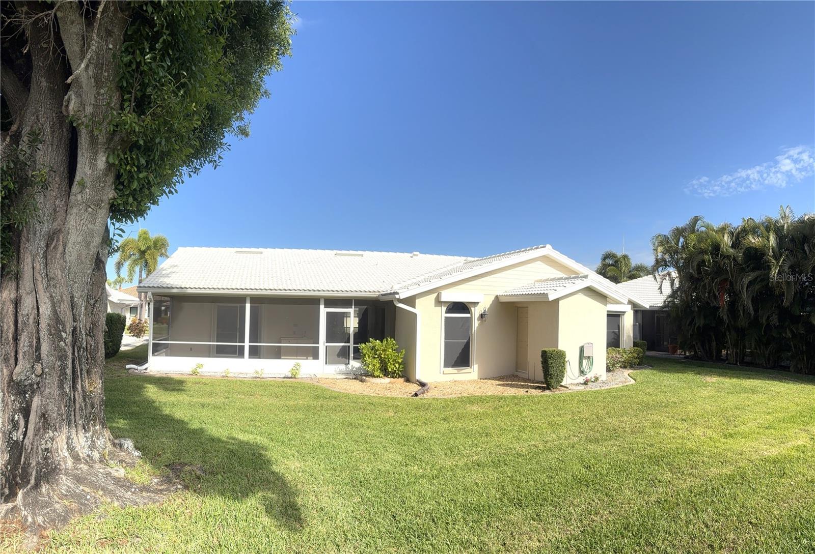 QUAIL LAKE - Residential Lease