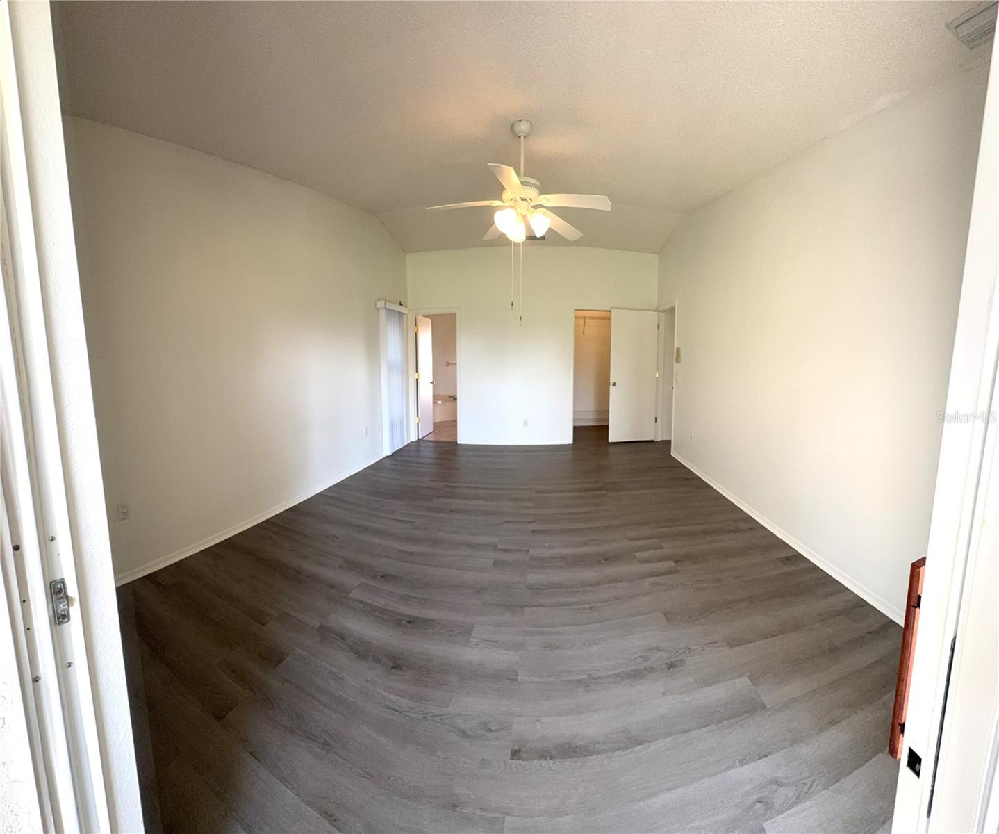 QUAIL LAKE - Residential Lease