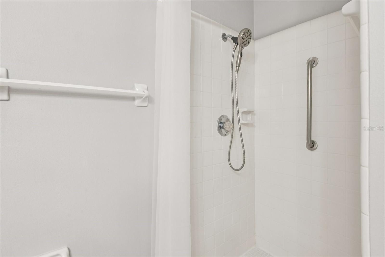 GLOUCESTER G CONDO - Residential