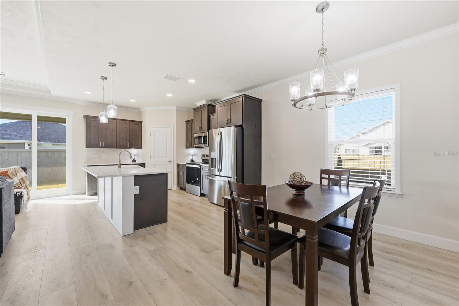 GRAND OAKS - Residential