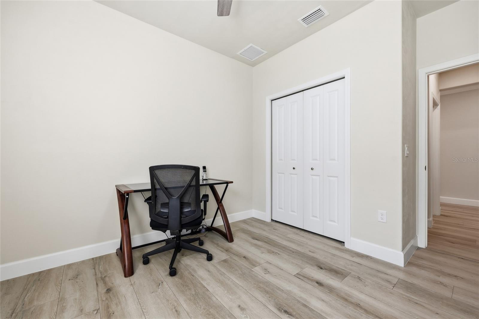 GRAND OAKS - Residential