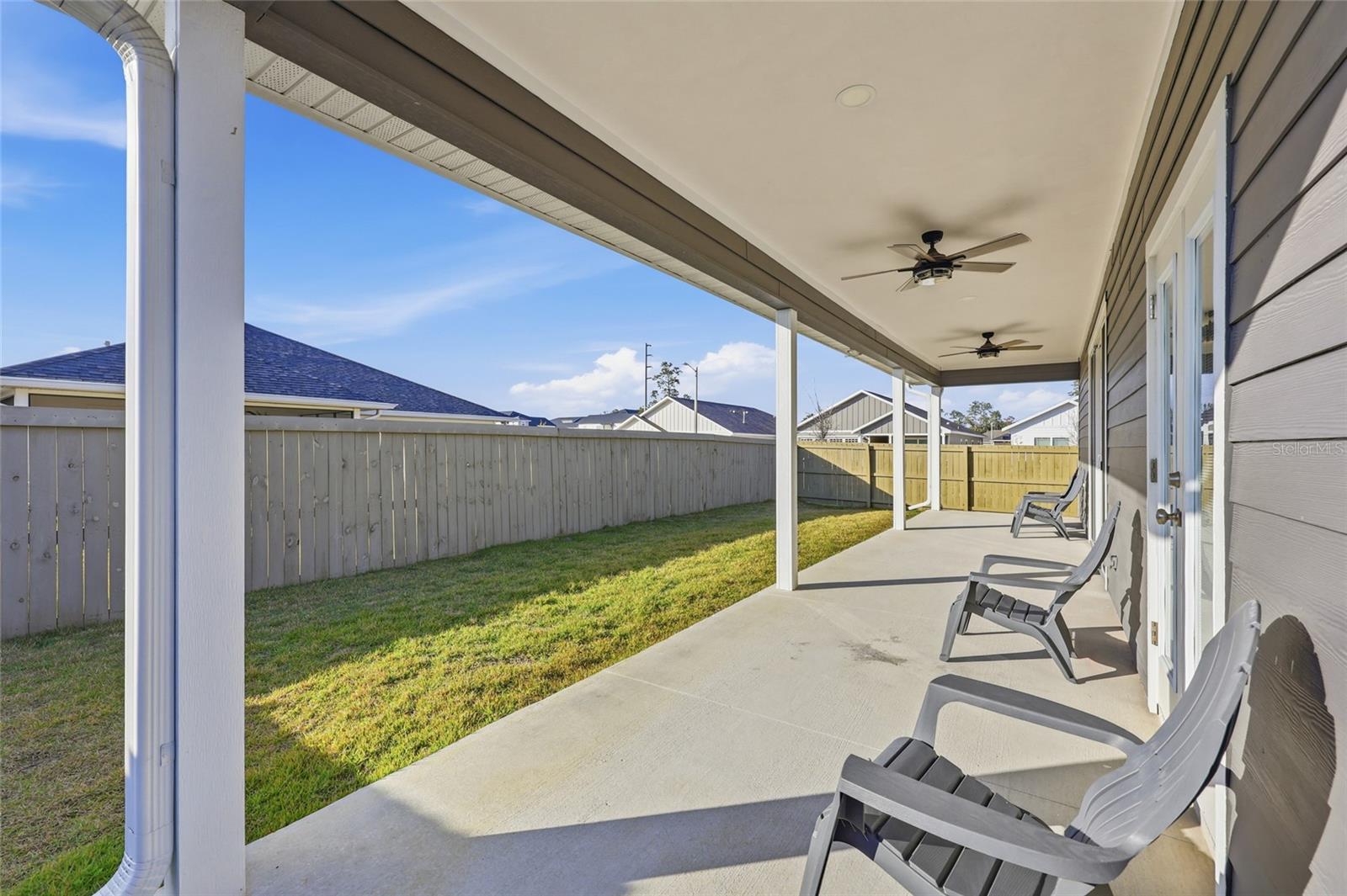 GRAND OAKS - Residential