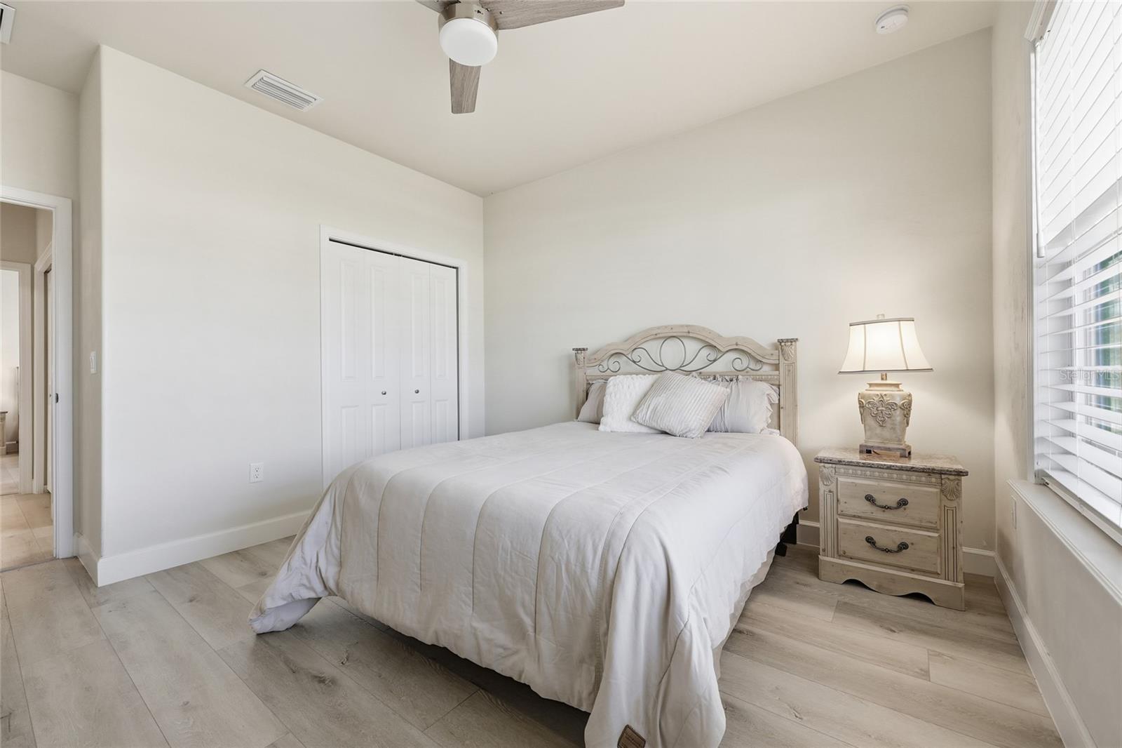 GRAND OAKS - Residential