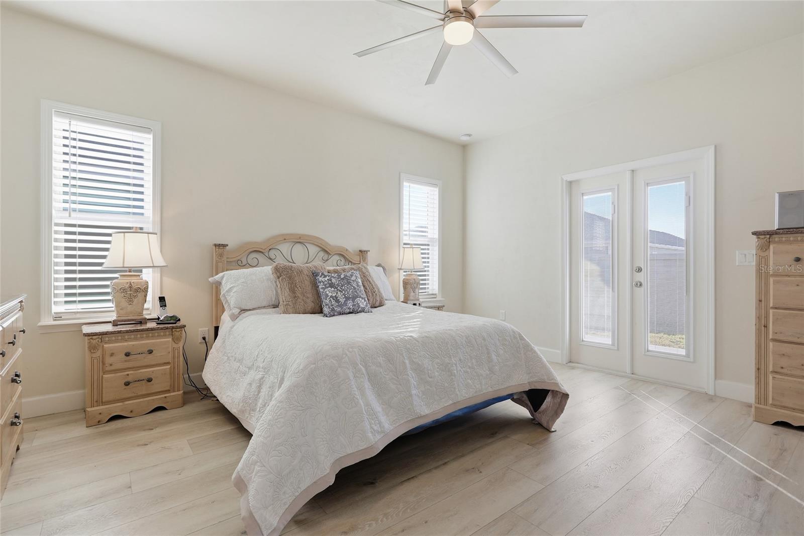 GRAND OAKS - Residential