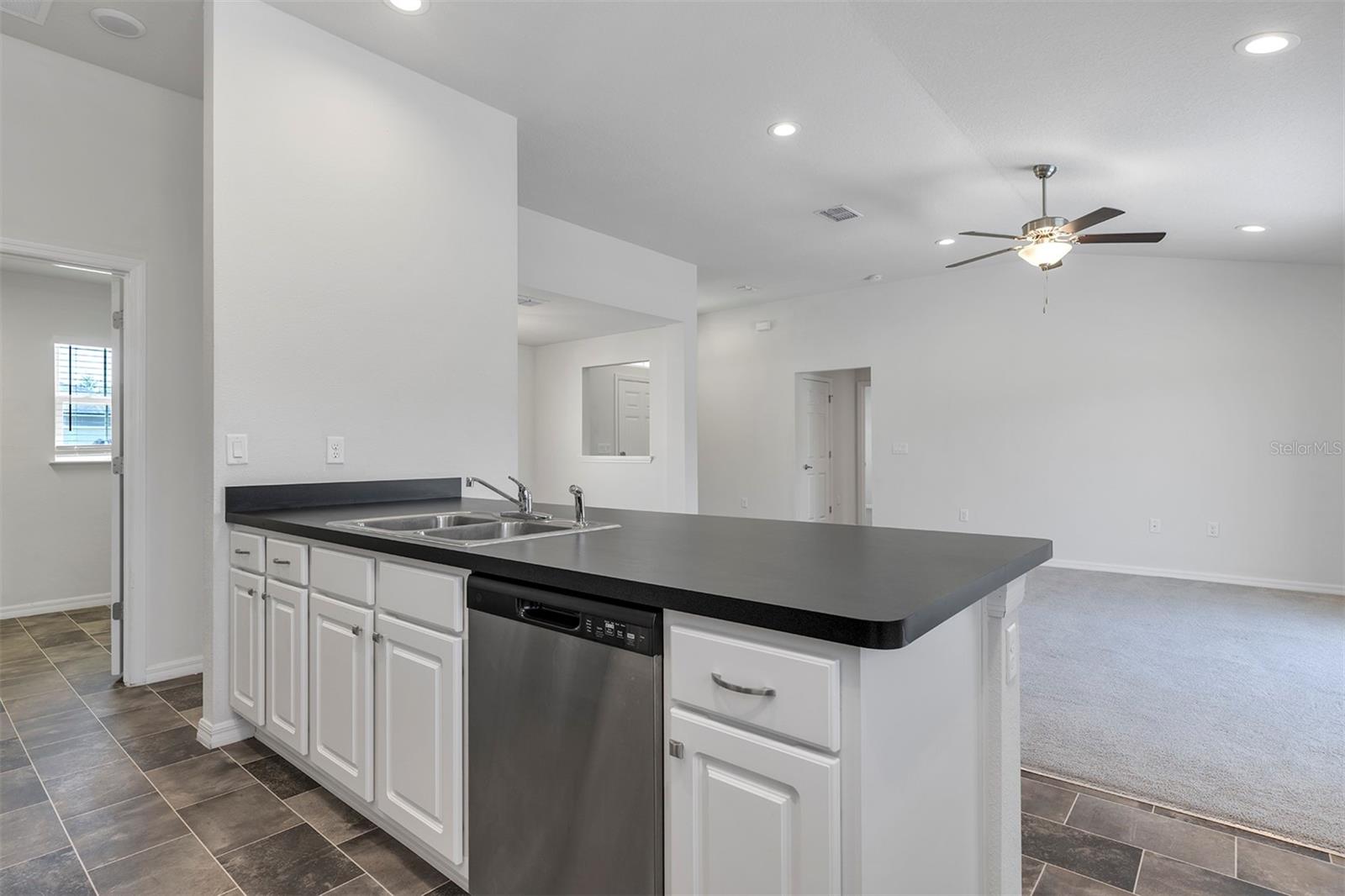 MARION OAKS UN NINEDIVISION - Residential