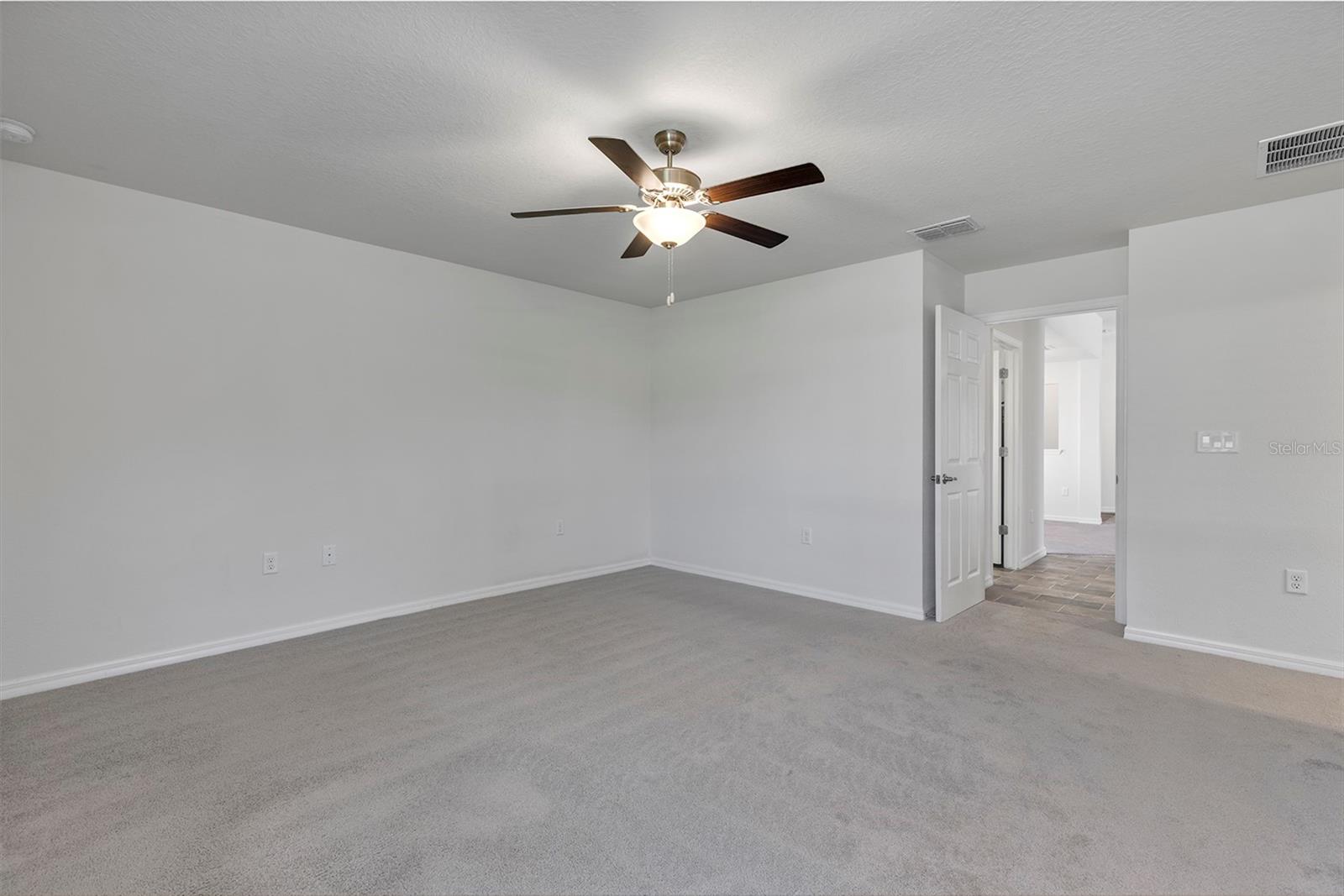 MARION OAKS UN NINEDIVISION - Residential