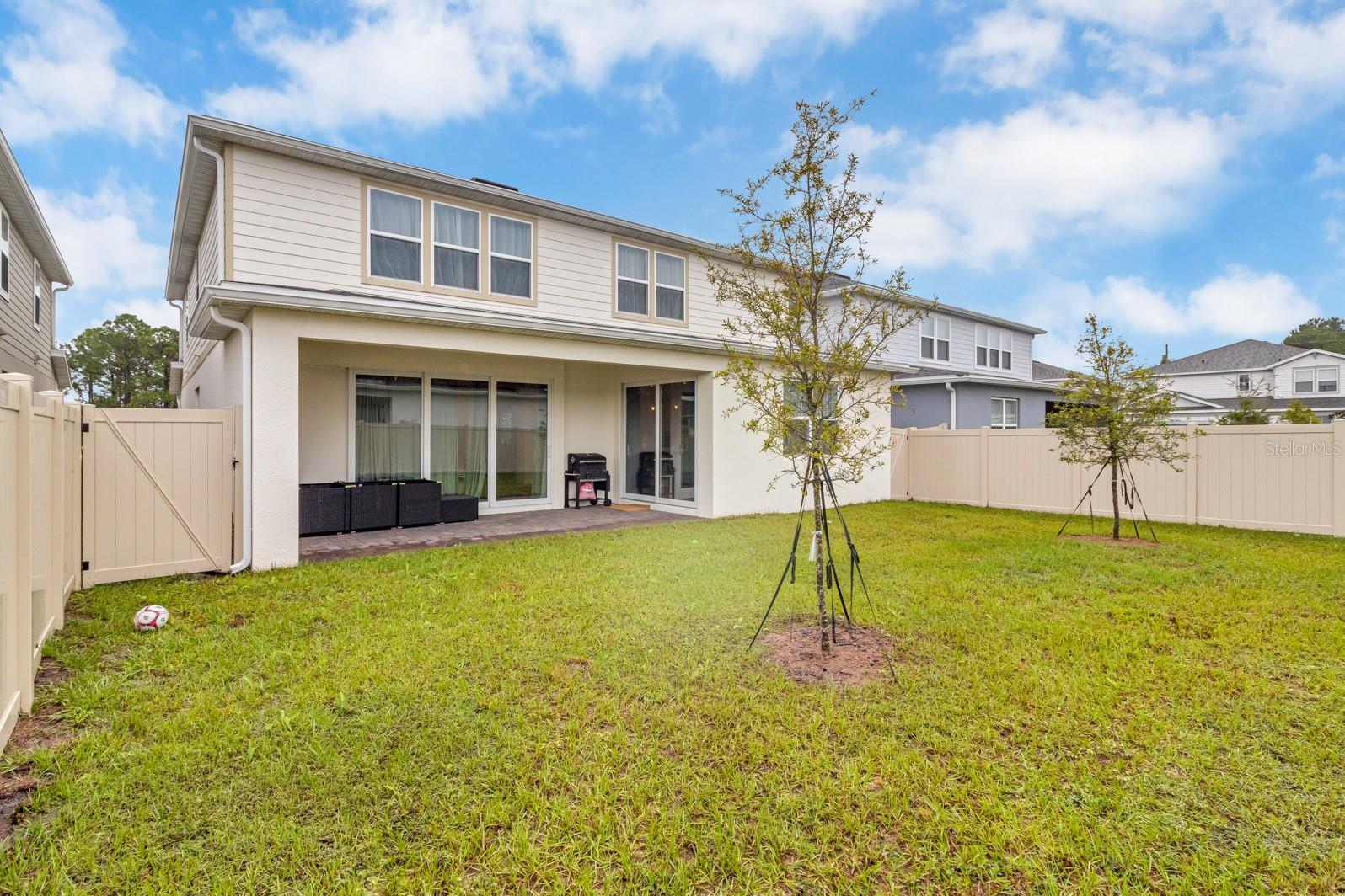 SPLIT OAK RESERVE PH 2 - Residential Lease