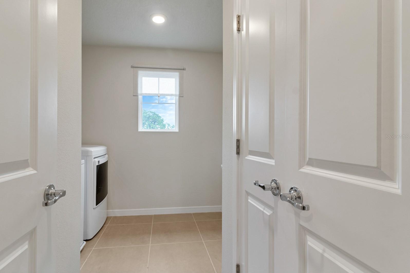 SPLIT OAK RESERVE PH 2 - Residential Lease