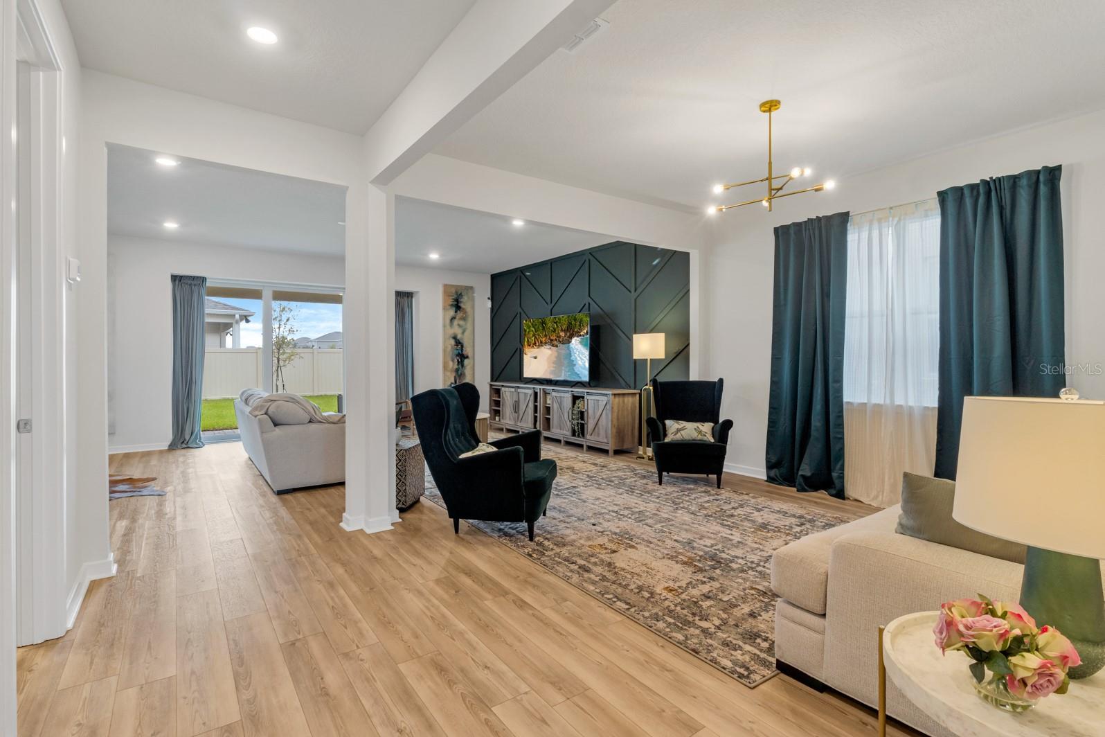 SPLIT OAK RESERVE PH 2 - Residential Lease