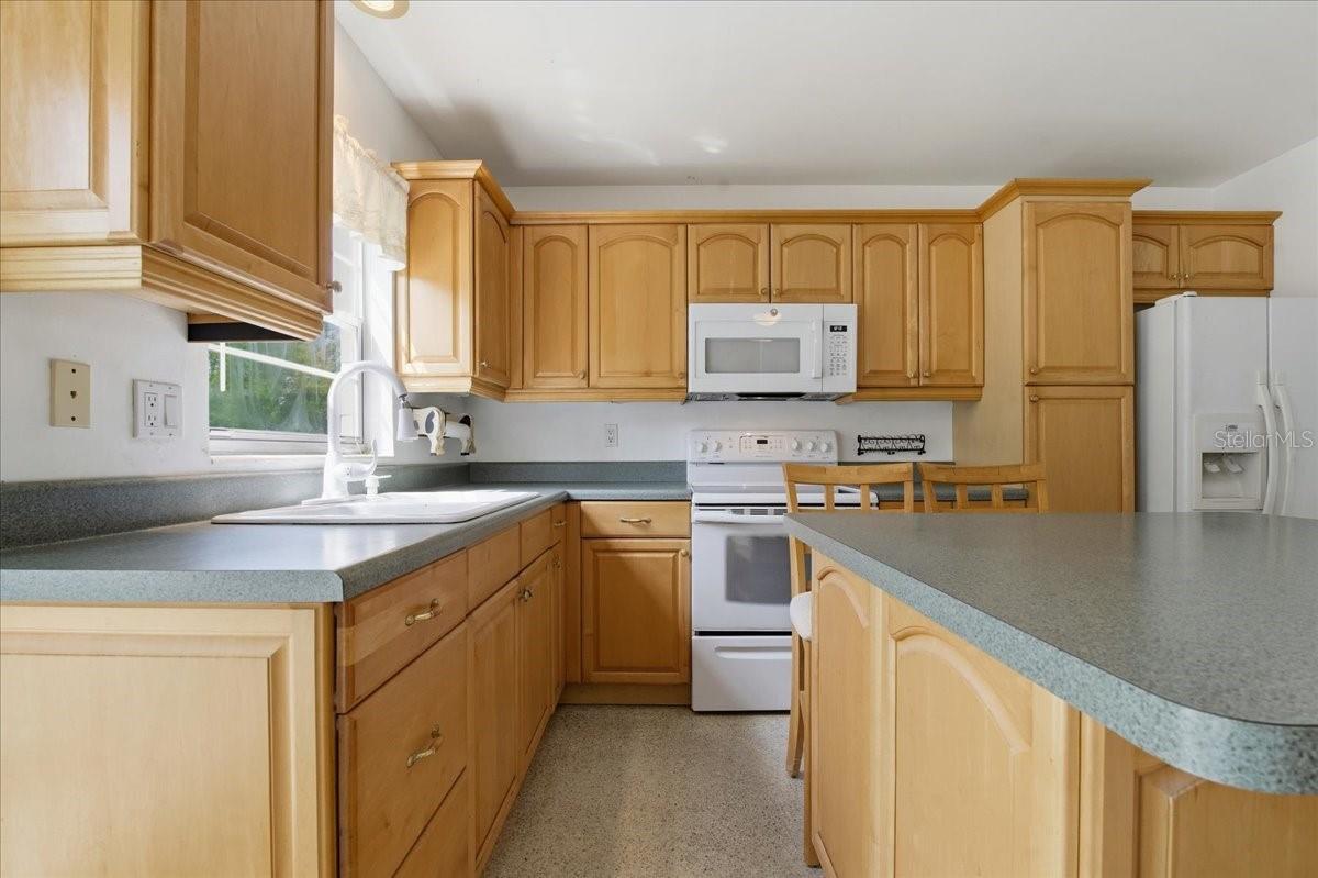 LAKE PIERCE HEIGHTS - Residential