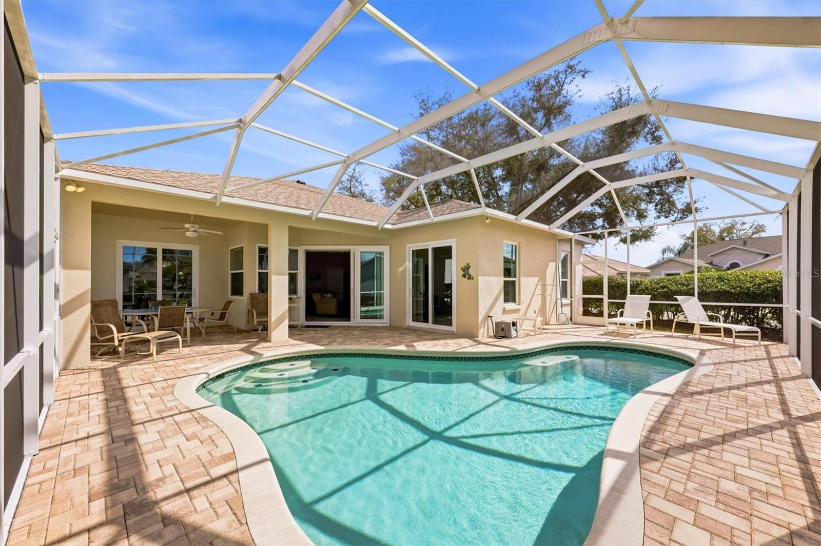 STONEYBROOK GOLF & COUNTRY CLUB - Residential