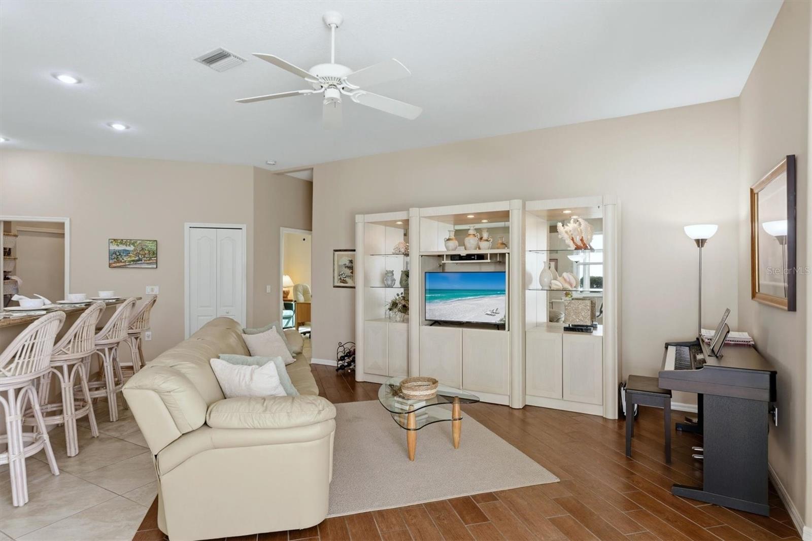 STONEYBROOK GOLF & COUNTRY CLUB - Residential