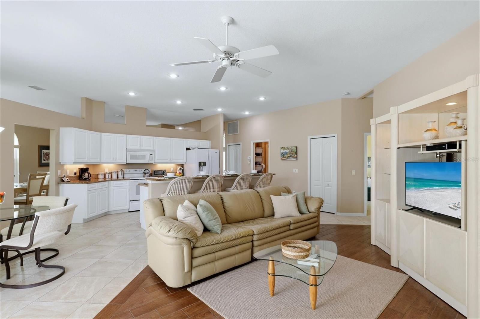 STONEYBROOK GOLF & COUNTRY CLUB - Residential