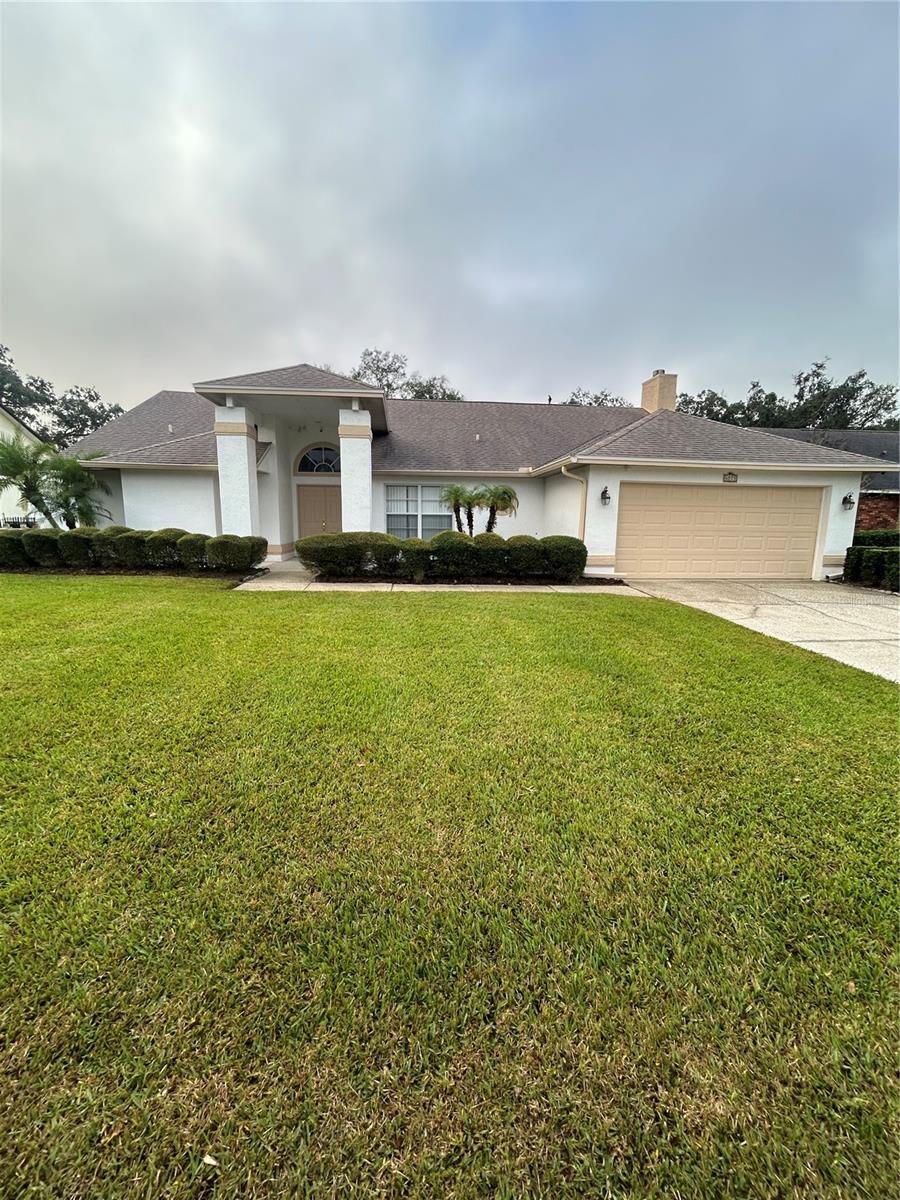 6713 KNIGHTSWOOD DRIVE