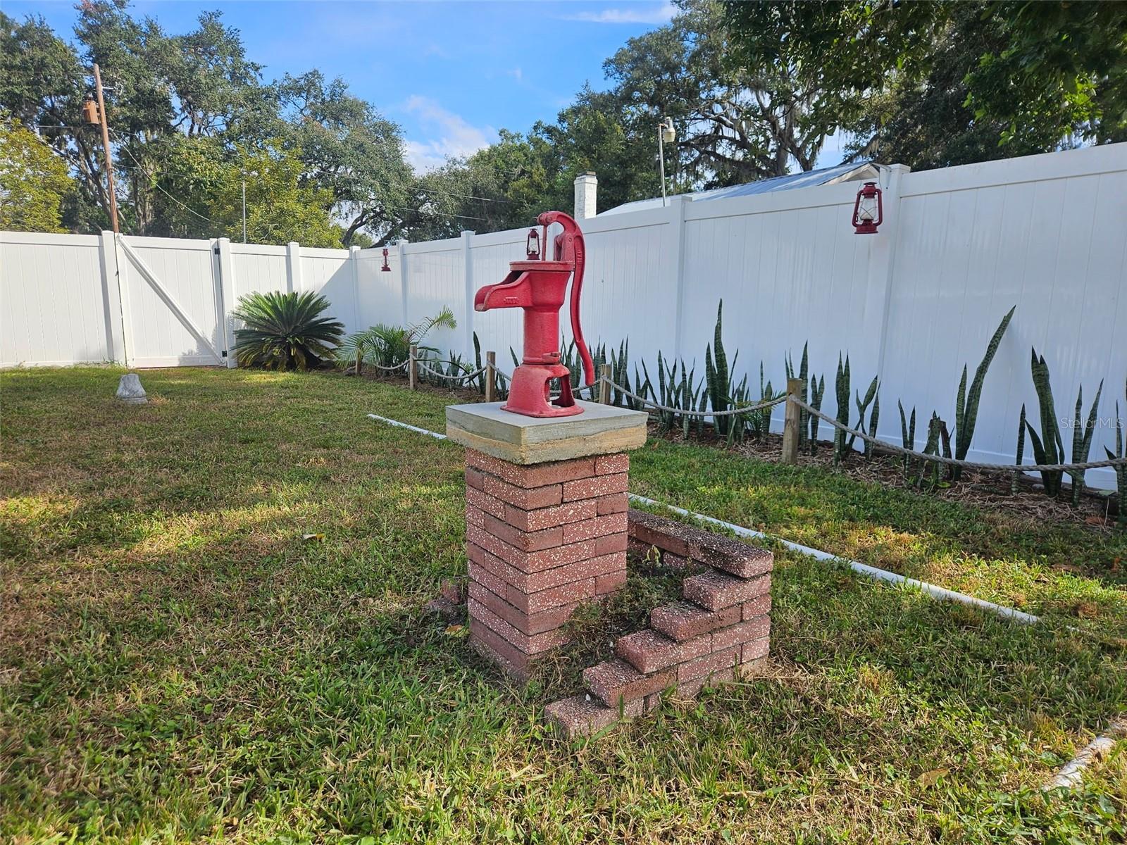 GRIMWOLD - Residential