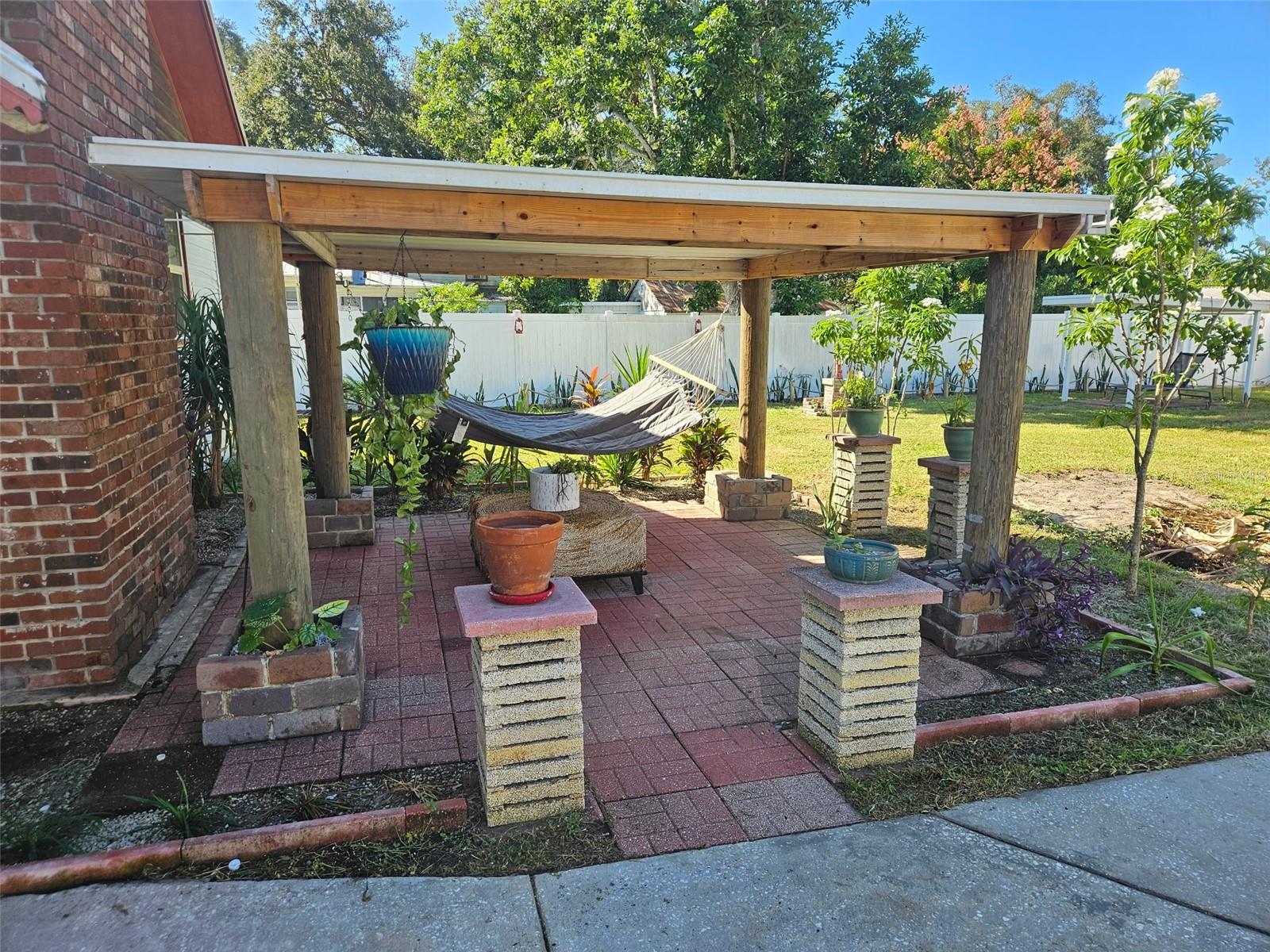 GRIMWOLD - Residential