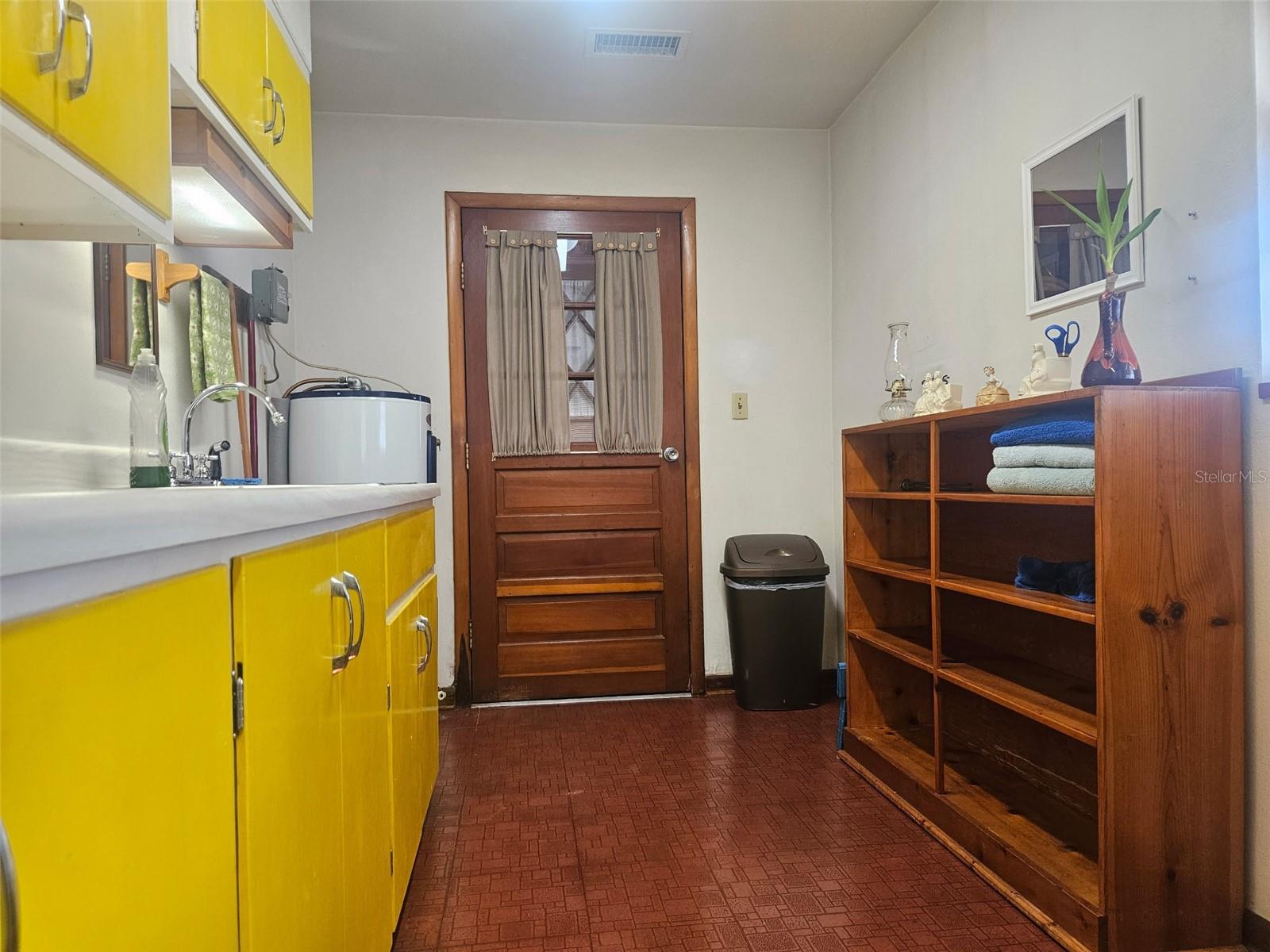 GRIMWOLD - Residential