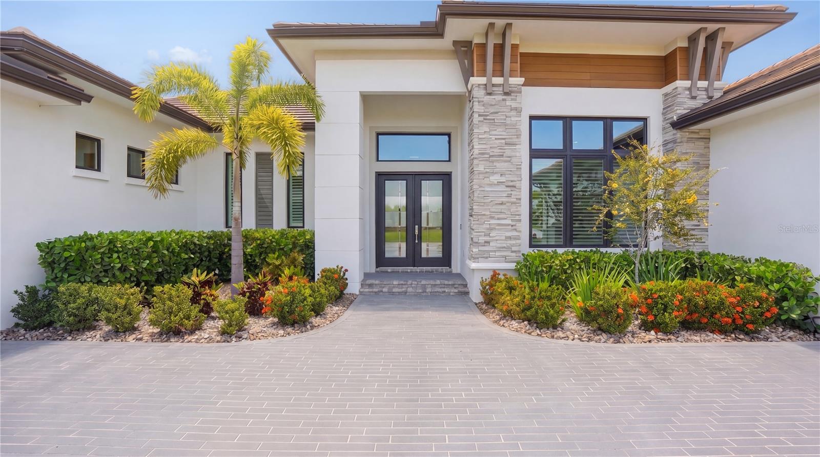 1815 RIO VISTA TERRACE