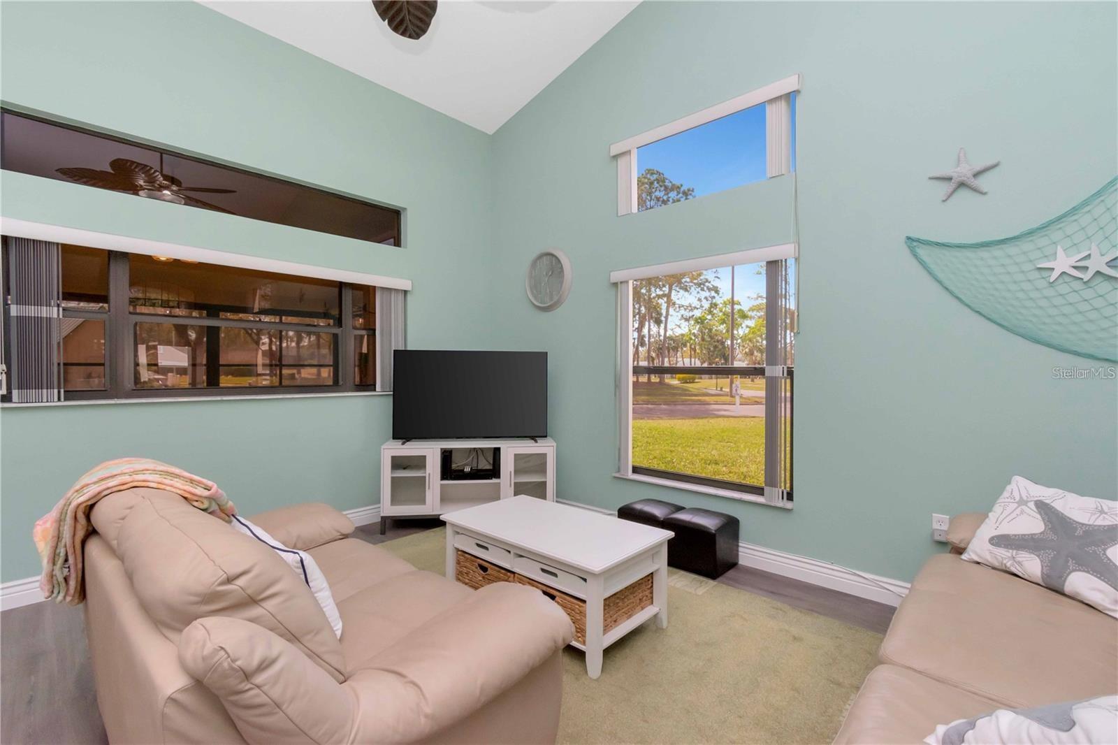 9626 WOODHOLLOW COURT