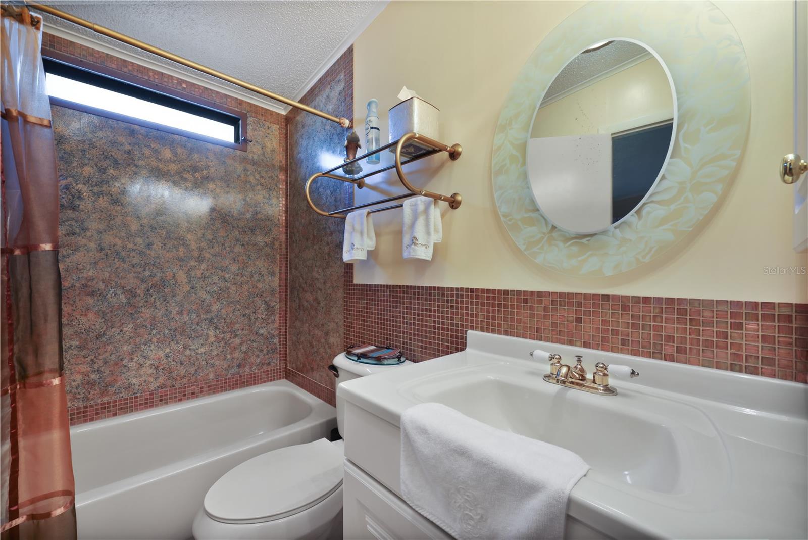 MAPLE LEAF ESTATES - Residential