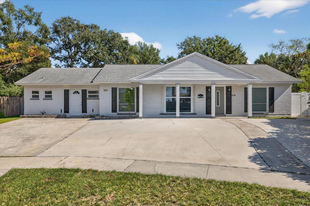 Photo of 7003 Baywood Court, Tampa, FL 33615 (MLS # TB8438761)