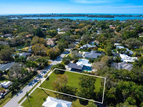 A home in SARASOTA